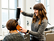 Россиянкам перечислили лучшие стрижки для круглой формы лица