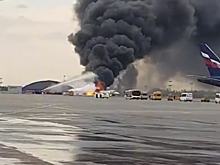 «Горячие линии» открыли в Москве для обращений после авиакатастрофы в Шереметьево