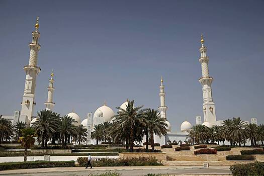 Переговоры России, Украины и США в Абу-Даби начались