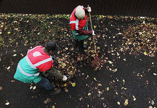 Ордена и медали 1 Мая в Молдове получили и слесарь, и дворник, и швея