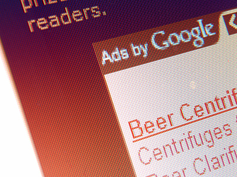 СМИ: Google искусственно продвигает свои продукты на первые позиции в поиске