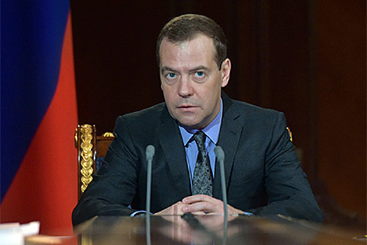 Медведев поручил помочь пострадавшим в метро Петербурга