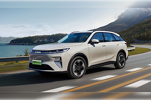 В России ждут новый кроссовер Haval F8