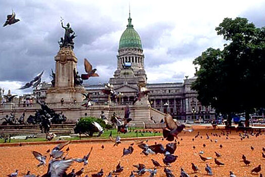 Аргентина с 7 августа смягчит ограничения по коронавирусу
