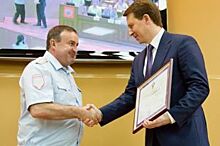 Вице-губернатор Алексей Копайгородский наградил лучших сотрудников МВД края