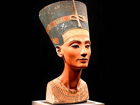 «Мона Лиза» Древнего мира: какой была Нефертити