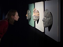 «Игра с вечностью»: художник Юрий Шахоян лично проведет экскурсию по своей выставке