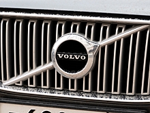 Volvo XC60 — стильный, шикарный и безопасный внедорожник