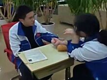 Третьеклассник научился ставить диагнозы одноклассникам, изучая китайскую медицину