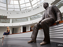 Брат Ельцина высказался о сравнении с Лениным. «Это символ человеческого позора»