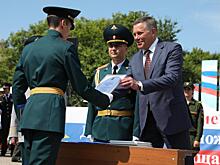 Лучшие выпускники череповецкого военного училища приглашены на прием к Президенту РФ