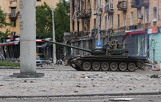 Москва готова продолжать диалог, Киев продлевает военное положение. События вокруг Украины