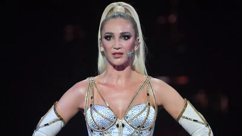 Ольга Бузова сыграет в спектакле Покровские ворота театра Надежды Бабкиной