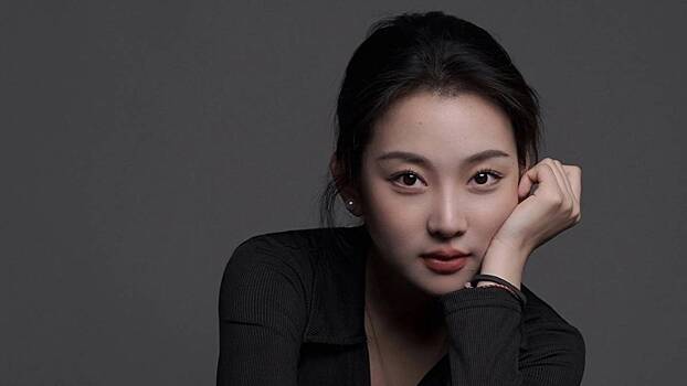 Актриса Чжэн Ханьи рассказала, как снимали фильм «Красный шелк»