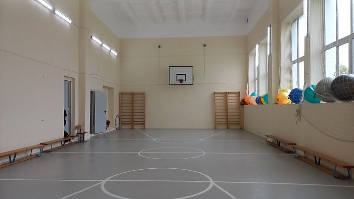 В этом году в 10 школах Кировской области отремонтируют спортзалы