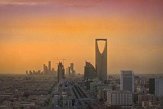 Саудовская Аравия отрицает, что у королевства заканчиваются деньги