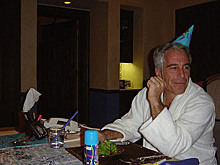 Раскрыты новые детали переписок из материалов по делу Эпштейна