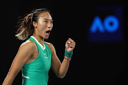 Чжэн Циньвэнь вышла в третий круг домашнего турнира WTA-1000 в Ухане