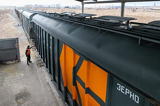 Рекордное количество зерна отправлено со станций Красноярской железной дороги в марте