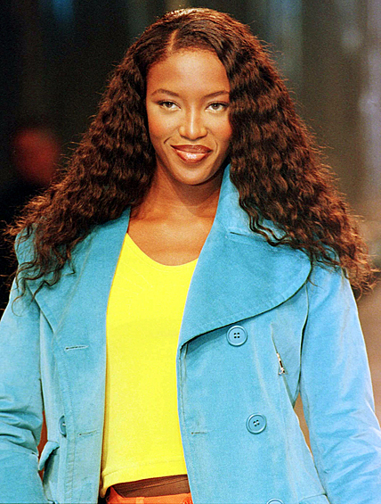 В 1985 году на нее обратил внимание модельный агент и уже в 1986-м она появилась на обложке Elle. 