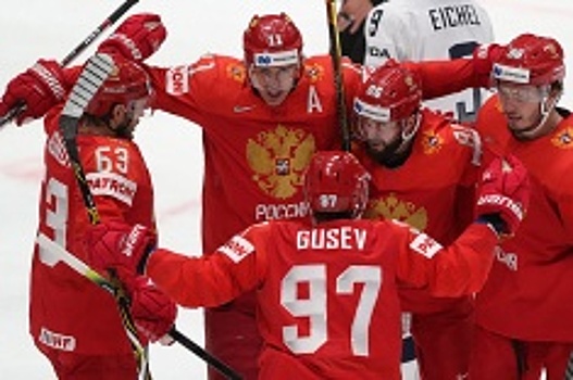 Антипов: сборной России не надо отказываться от своей игры в матче с финнами