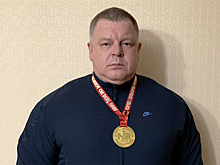 Житель Гуково выжал штангу весом 235 кг и установил новый мировой рекорд