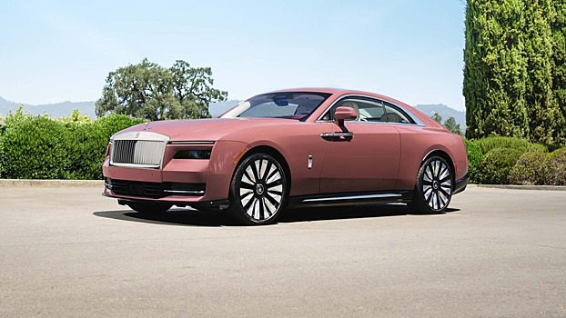 Rolls-Royce Spectre 2024 года представлен в розовом оттенке Morganite