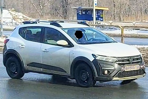 На АвтоВАЗе сфотографировали новый Renault Sandero
