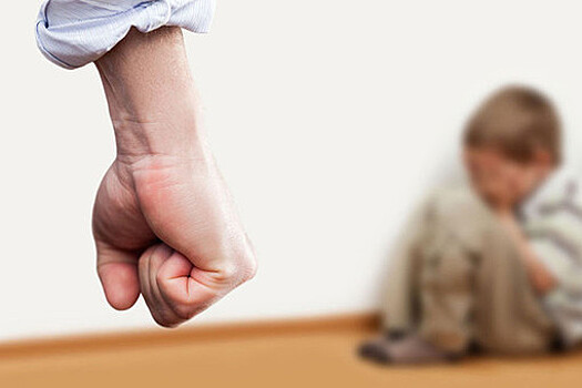 Житель Перми избил сына и сломал ему нос после того, как ребенок вступился за мать