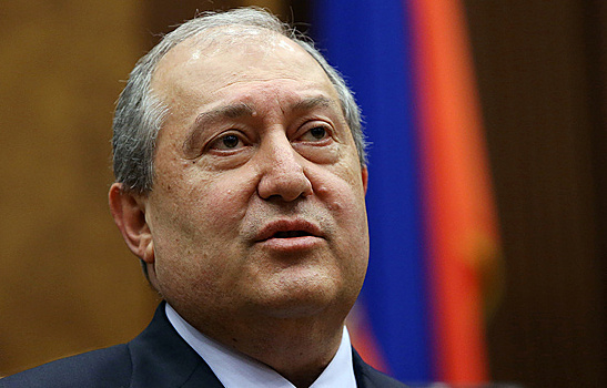В Армении предложили вернуть президенту  полномочия главы государства