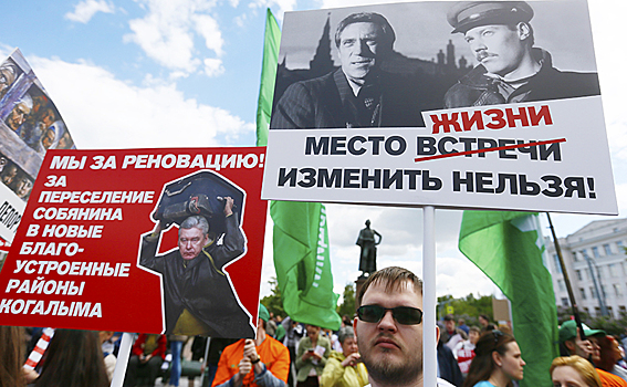 Жителей "хрущевок" завлекают красивыми фасадами. А что за ними?