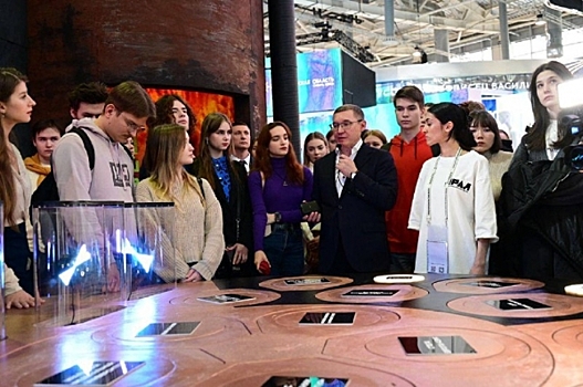 Якушев высоко оценил дни регионов УрФО на выставке «Россия»