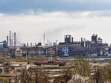 На территории «Азовстали» заметили пламя и клубы дыма