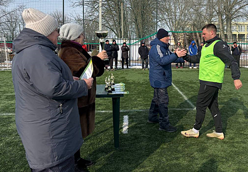 В открытом Кубке главы Выселковского сельского поселения по футболу 8х8 выиграла команда из хутора Журавского