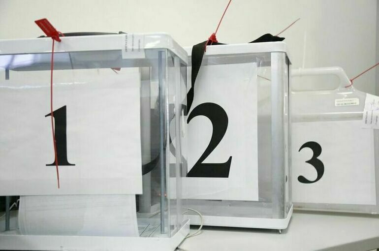 В Казахстане на выборах президента проголосовало более 7,7 тысячи россиян
