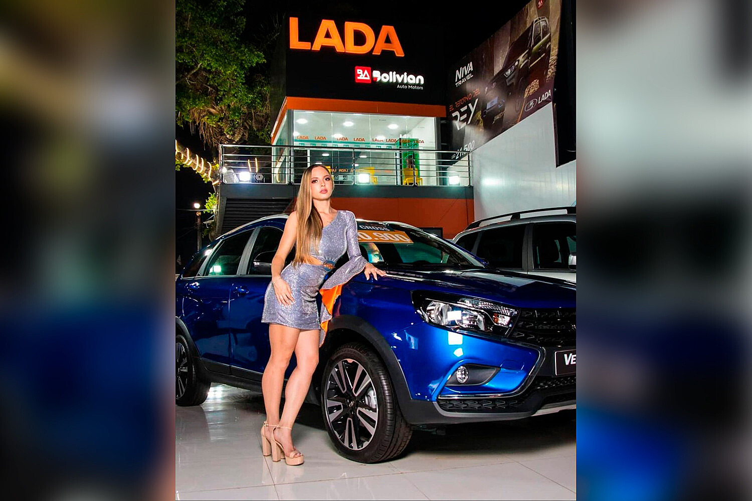 В Боливии наняли фотомодель для рекламы машин "АвтоВАЗа"