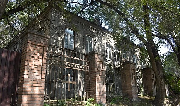 Кузбасские власти понадеялись за счет меценатов отремонтировать 14 исторических зданий