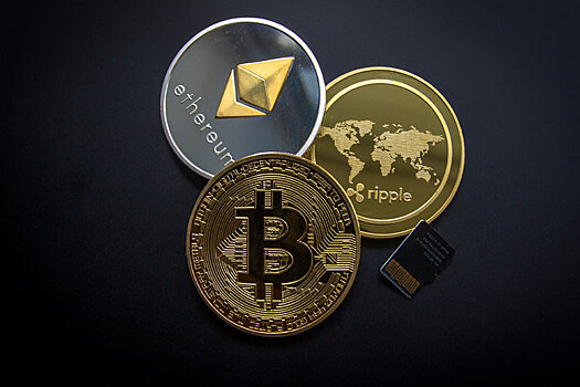 Криптовалюта Биткоин поднялась выше $9.382,5, показав рост на 1%