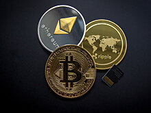 Криптовалюта Биткоин поднялась выше $9.382,5, показав рост на 1%