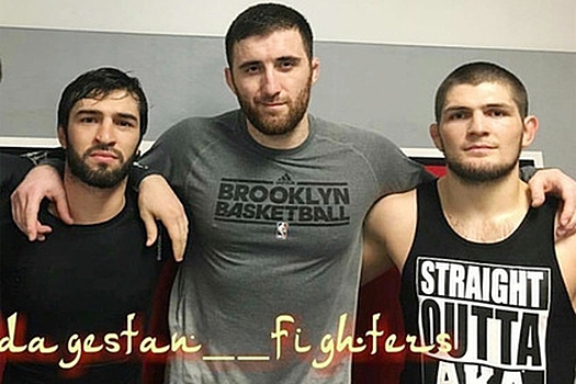 Макгрегор поблагодарил UFC за дисквалификацию россиянина