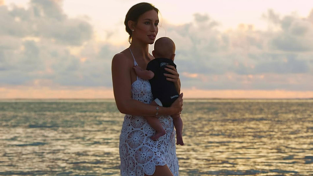 Валентина Иванова показала отпускные фото с дочерью