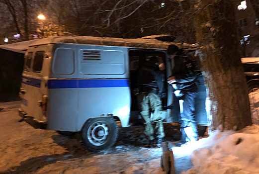 Полиция ищет людей, подсунувших механическое устройство под машину самарца 