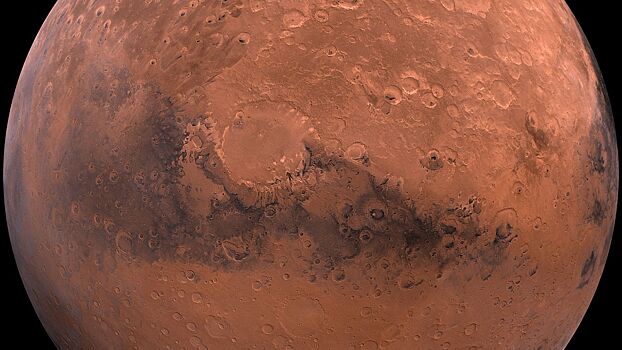 Mars Express запечатлел на поверхности Марса «человеческий глаз»