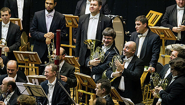 Оркестр Мариинского театра даст концерт 9 мая на Поклонной горе в Москве