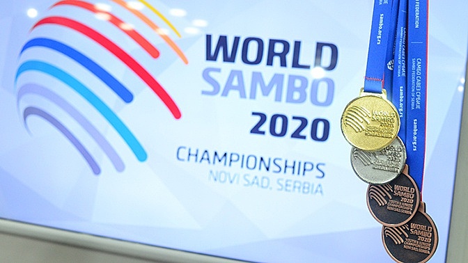 Российские самбисты завоевали девять медалей во второй день чемпионата мира