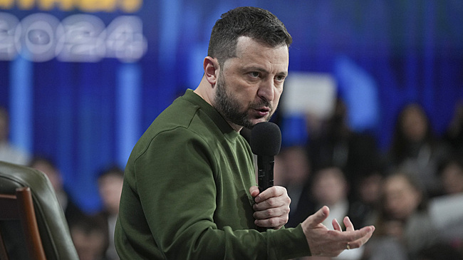 Кровь и миллиарды: кто запретил Зеленскому мириться в Абу-Даби