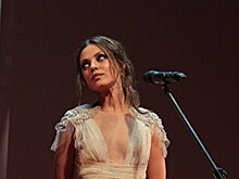 Мила Кунис высказалась в поддержку россиян