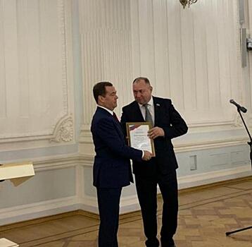 Дмитрий Медведев отметил благодарностью работу кубанского депутата
