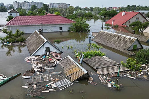 Мэр Новой Каховки сообщил, что пять пастухов утонули во время наводнения после разрушения ГЭС