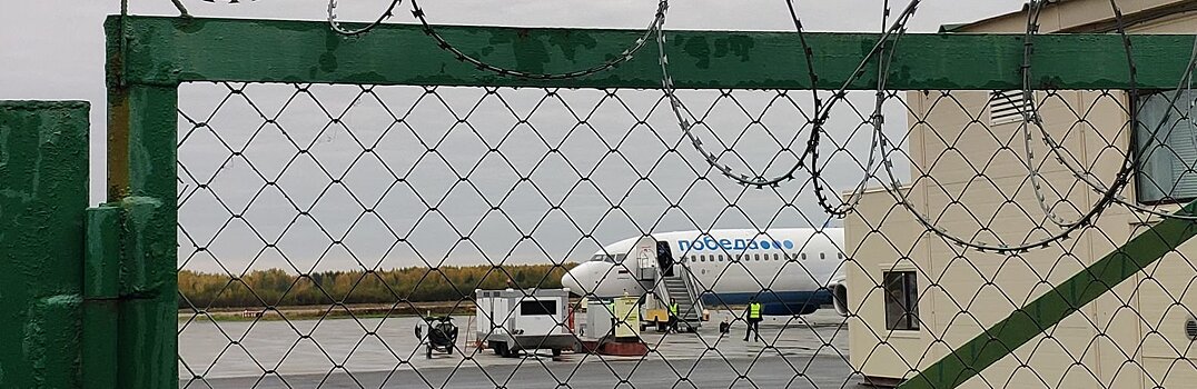 Чемоданы в грязи и шутки Бульдога. История одного полета из Москвы в Петрозаводск